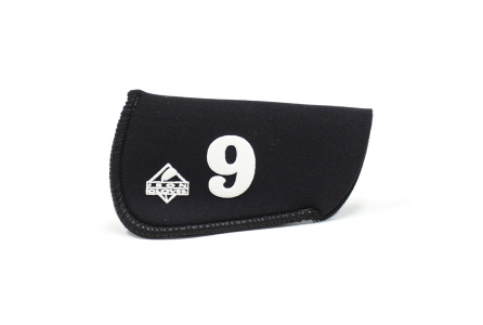 #9 Iron Glove: Black