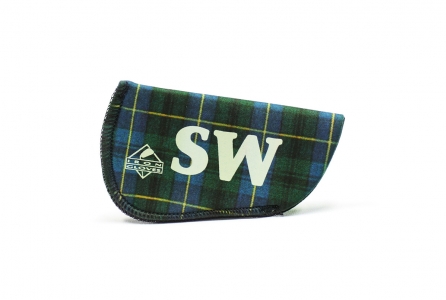 Sand Wedge Glove: Green Plaid